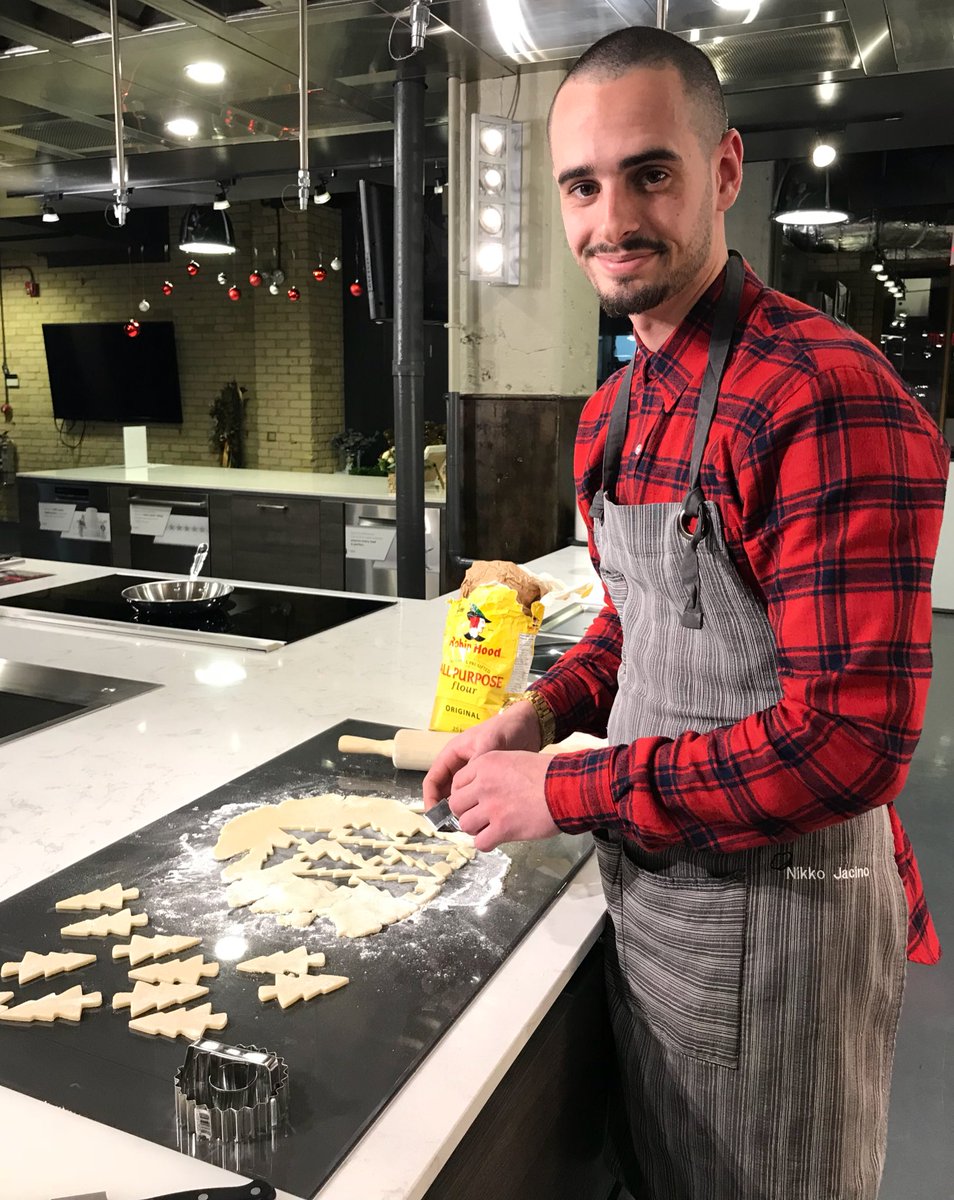 Chef @nikkojacino is prepping the cookies for our guests to decorate at tonight’s holiday celebration #thermador #bosch #gaggenau