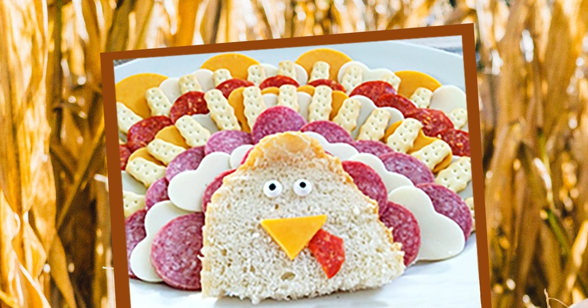 leeleethornhill's tweet photo. Pair Old Wisconsin sausage w/ cheese &amp; crackers for this #thanksgivingrecipe! #OWSentry - https://t.co/24I7zvzhd5 https://t.co/fpjM3HjgIF