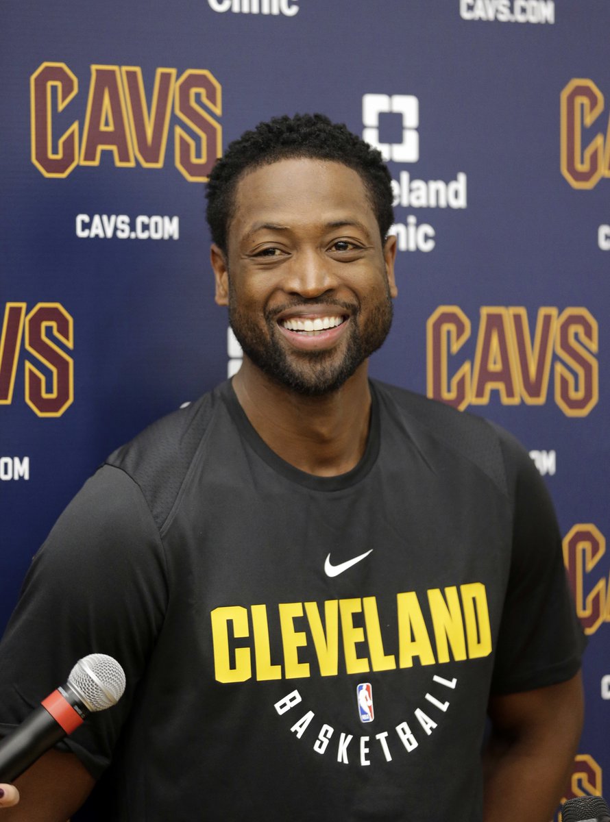 D-Wade, Chance the Rapper to produce documentary on high school basketball in Chicago ble.ac/2hAP0Mi