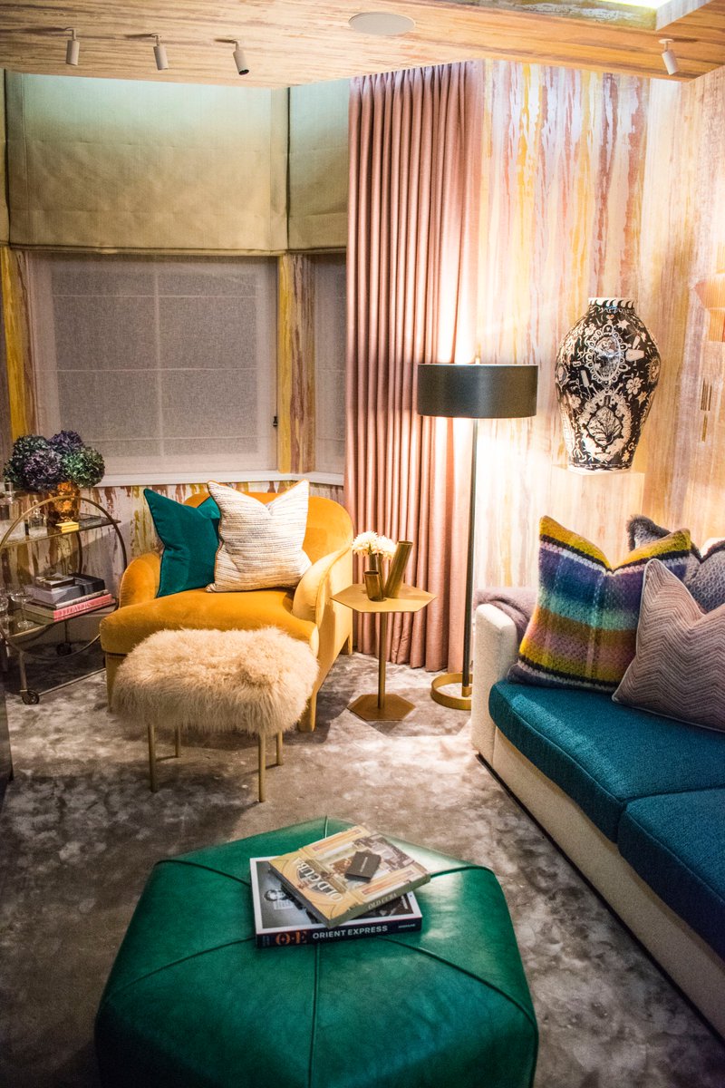 How amazing was it to catch up with the incredible <a href="/nataliamiyar/">Natalia Miyar</a> in her very own design space at <a href="/HolidayHouseLDN/">Holiday House London</a> with <a href="/Luxdeco/">LuxDeco</a> Such a dream space! #HolidayHouse #InteriorDesign #Luxdeco #NataliaMiyar