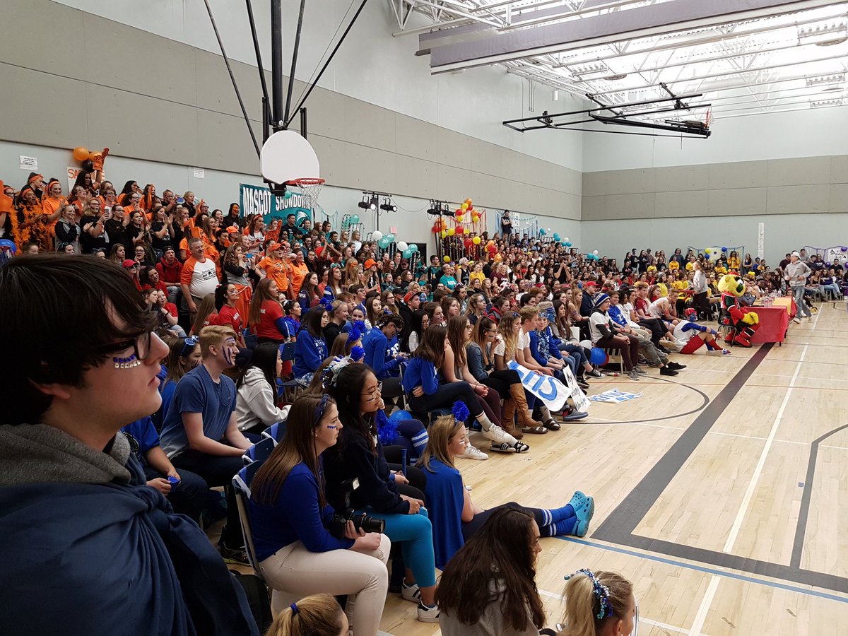 Currently taking in all of the mascot madness.
<a href="/SJAgov/">SJA Student Gov</a>