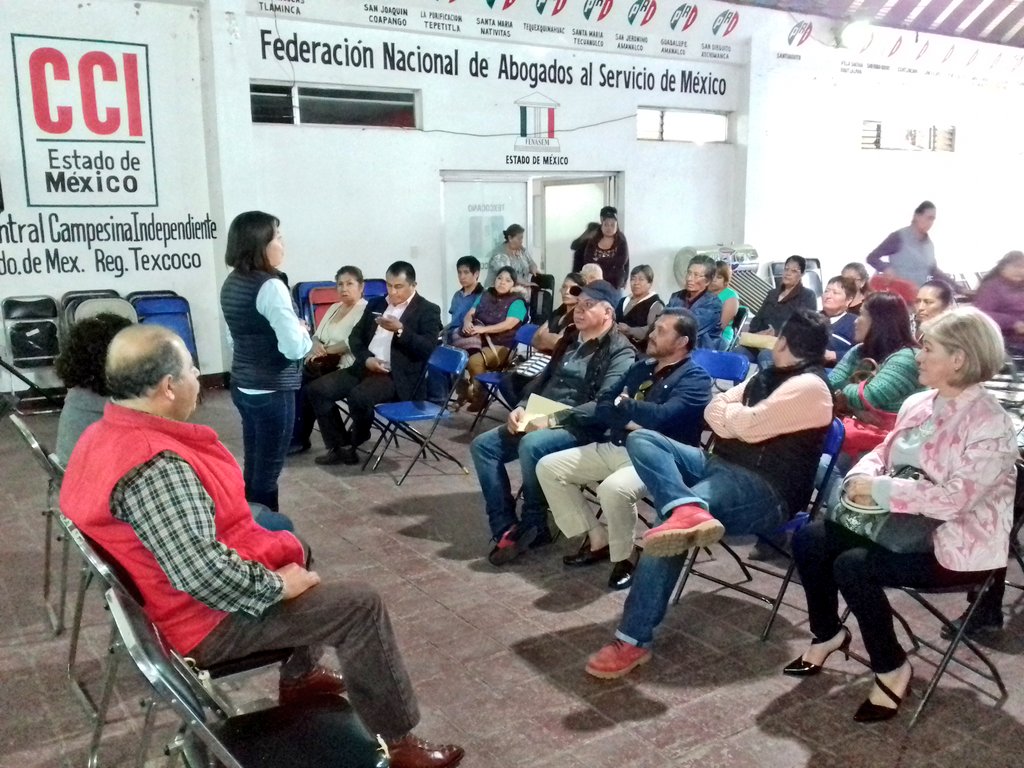 ComitePriTex's tweet photo. Asamblea semanal del @ComitePriTex, fortaleciendo las acciones que nos guiaran rumbo al 2018. #PRITexcoco. https://t.co/Wmc5uiPjTH