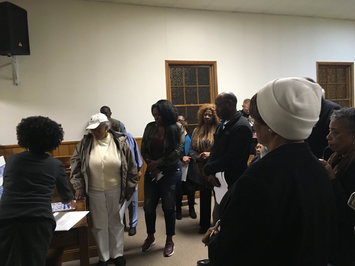 PatCothamMeck's tweet photo. Thank you @HPDNC @HuntersvilleGOV @ASCCharlotte #DanBoone @Puckettbocc @MeckParkRec to update Community about Torrence Lytle renovations! https://t.co/ZfJLJp1zNu