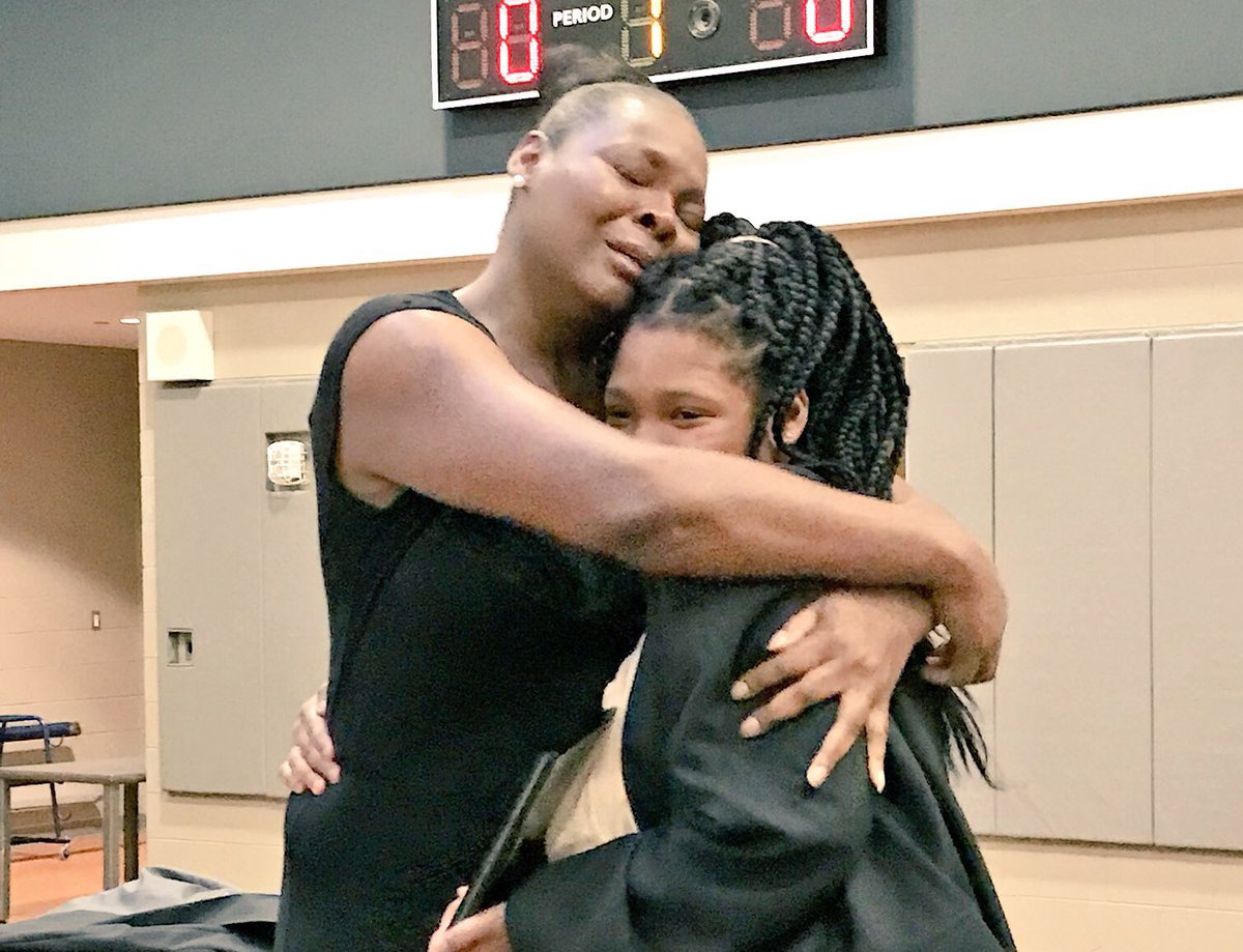 KIPPLeadership's tweet image. Congratulations Corshanda, our Leader of the Month! She earned her blazer in a touching ceremony this evening. Her grandmother’s reaction had us all emotional and incredibly proud. Well deserved. #nolaed #nsno #KIPP @KIPPNO @KIPPLeadership