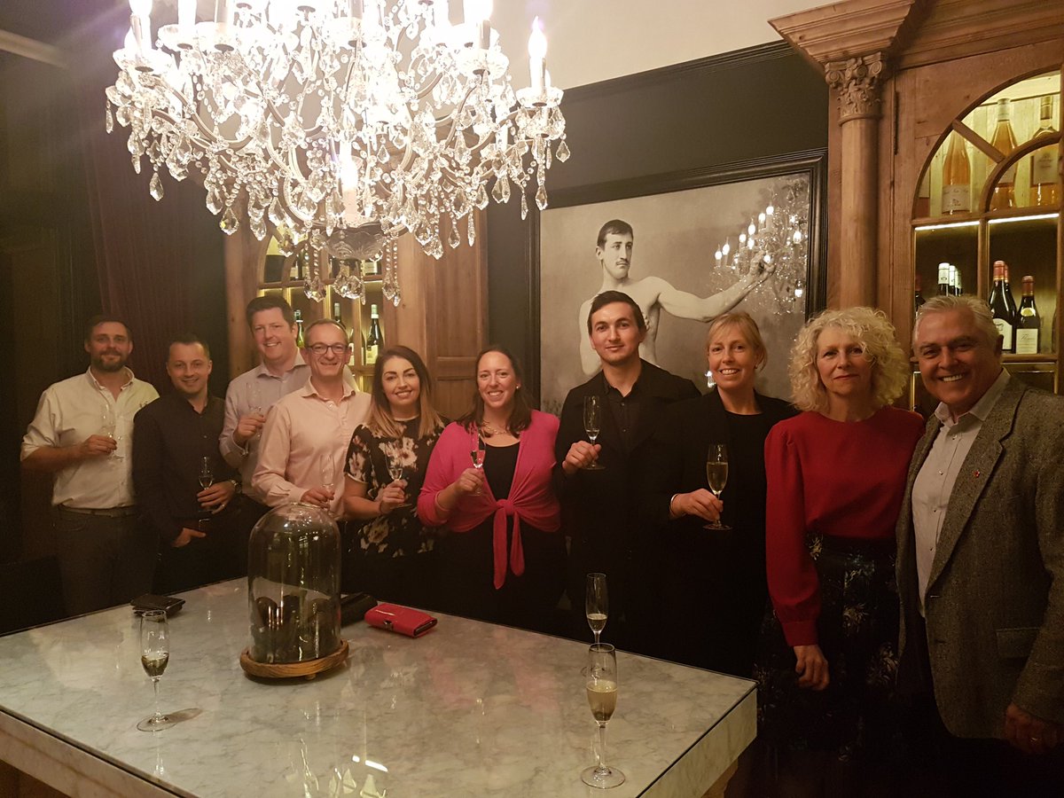 glazebrookhouse's tweet photo. RT @RebeccaMWines Brilliant evening with friends @glazebrookhouse enjoying a glass of #Sprankel by @babylonstoren with #winemaker @klaasstoffberg #CapClassique #SparklingWine #SouthAfrica https://t.co/lK3cMQbE5U https://t.co/H2cRVxpnwy