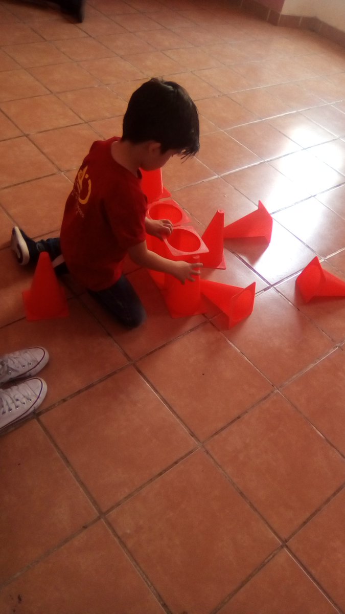 PsicElihu's tweet photo. #pespecialdv17b Una excelente semana https://t.co/qRUIJYQOvF