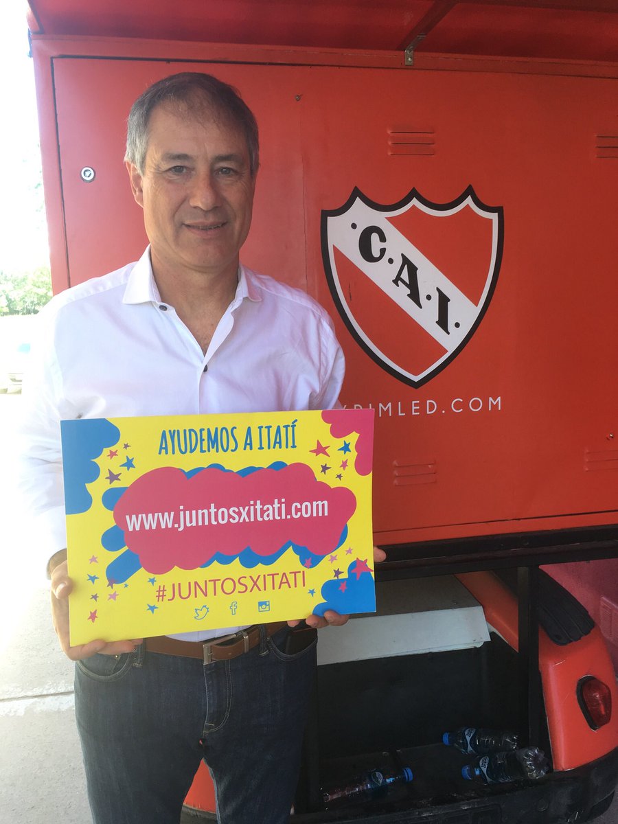 agus_tweets's tweet photo. Gracias @Independiente y equipo @arielholan_DT @nico_taglia @elgalgojonas @BurriMartinez07 por sumarse a la campaña #juntosxitati @JuntosxItati https://t.co/EzJAQ6g4e3