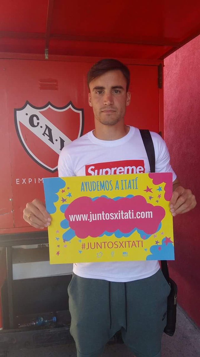agus_tweets's tweet photo. Gracias @Independiente y equipo @arielholan_DT @nico_taglia @elgalgojonas @BurriMartinez07 por sumarse a la campaña #juntosxitati @JuntosxItati https://t.co/EzJAQ6g4e3