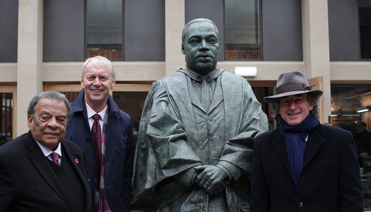 MS_Veterans's tweet photo. https://t.co/gOtOMhEc6Z
A brand new statue of Dr Martin Luther King Jr. was unveiled at Newcastle University today to mark the 50th anniversary of his visit to accept an honorary degree. https://t.co/wf7Bq6ucx1
