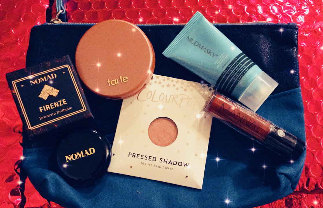 vernisavm's tweet photo. @ipsy ❤️It’s here!!!❤️💋#ipsyallyou 💄#Novemberglambag https://t.co/r1CoxGwfWV