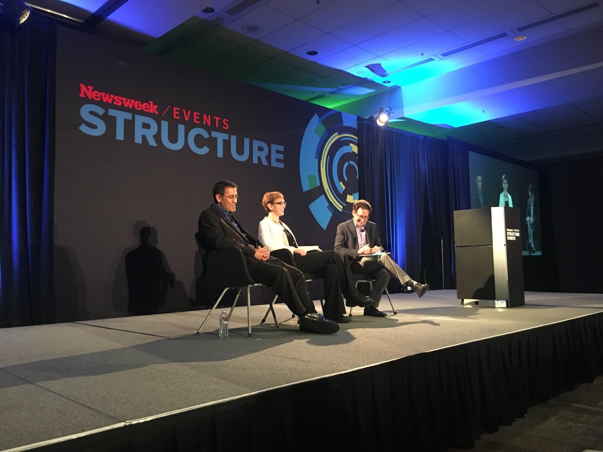 ekaulberg's tweet photo. Finally a #storage session at #Structure2017! @ellen_rubin + @_NarayanVenkat + @garyorenstein discussing how mixed media is the future, but traditional #tiering is not the answer https://t.co/vliBFfI17N