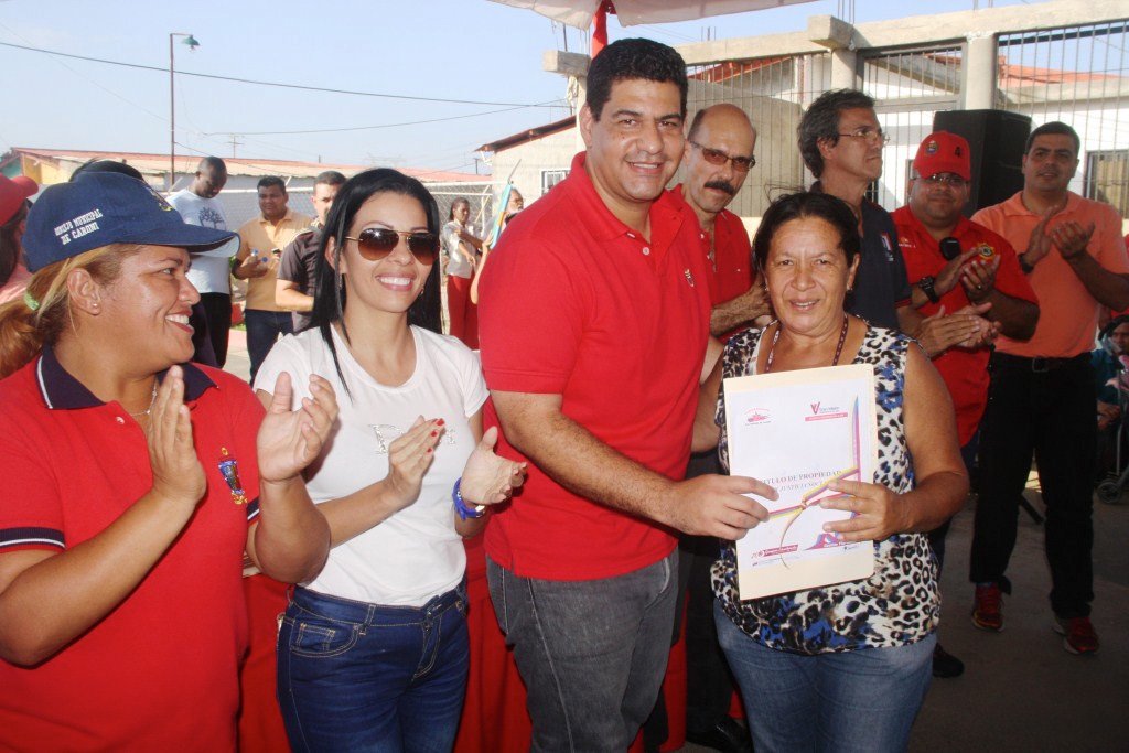 DiarioPrimicia's tweet photo. #Política | Psuv inicia despliegue parroquial para elecciones municipales https://t.co/gc6DtlS2gn https://t.co/s4idWUhNEG
