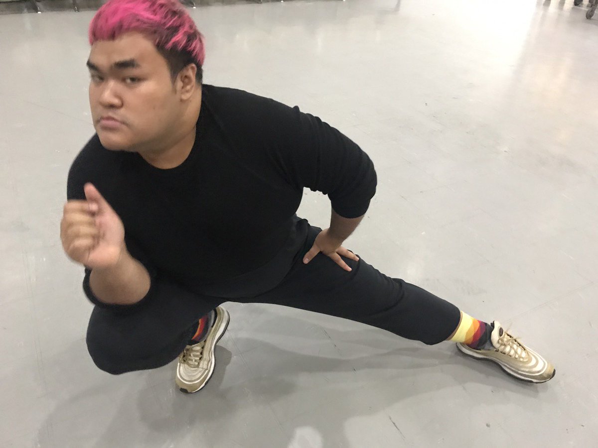 8.02 น.ชั้นพร้อม ยืด เหยียด ใครส่งกล้วยอ้อยมา ชั้นรับได้  #ก้าวคนละก้าว #นี่น้องขี้ถาปะนี่รายงาน