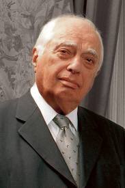 GuncelBilgi1's tweet photo. #Irak işgalinin de arkasındaki en etkili #ses olarak kabul edilen Bernard Lewis, 
İngiliz derin devletiyle içiçedir,
#İngiltere doğumludur,
Jimmy #Carter, 
Ronald #Reagan, 
George H. W. #Bush, 
Bill #Clinton 
ve George W. Bush’un politikalarının arkasındaki isimlerden biridir https://t.co/LZL4VDpGmZ