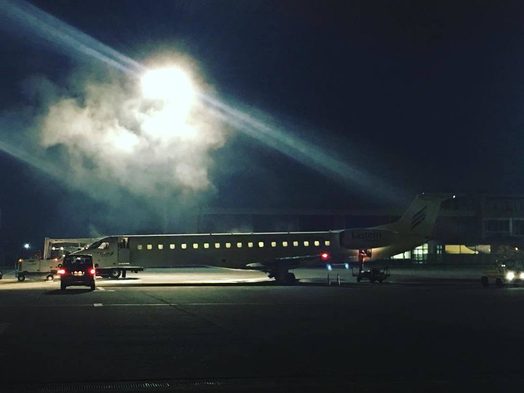 aviaciondigital's tweet photo. The night confuse me #avgeeks#avporn #aviationgeek #instapilot #airplane #megaplane #instaplane #instaaviation #instagramaviation #plane #planepics #pilots #planesdub #planespotting #spotter #pilot #avion #instaaviation #aviation #bertazertyplanes #air #… https://t.co/kQ2Y7F294x https://t.co/7JLDtZNeMp