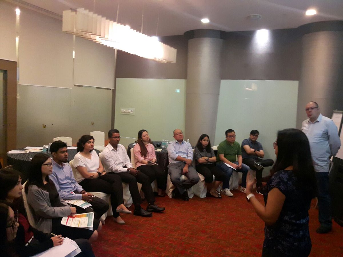 1pt21gws's tweet image. @yashadabas @StanChartBrze  LIVE 121 #Testing @agilesgorg @singapore @AgileinBusiness   #Agiletesting  #DevQAOPS #Stayaheadwith121GWS