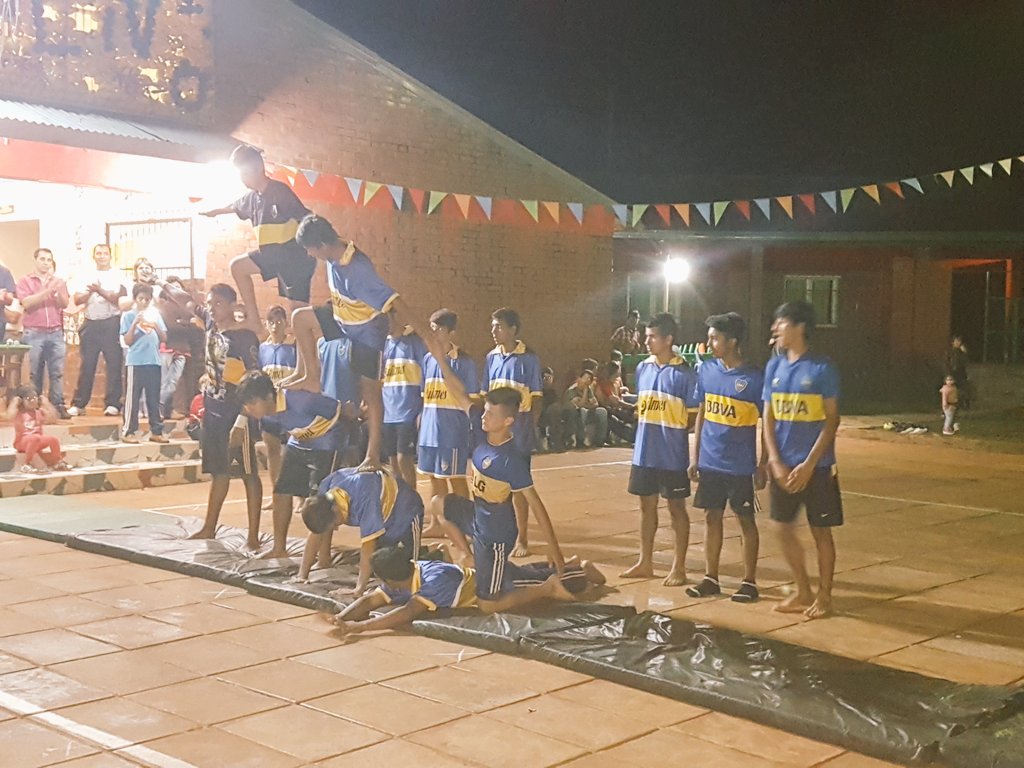 Laura_Noremberg's tweet photo. #FiestaDeEducFisica #Ext6 #UGL3 Colonia Gramado #Hoy #Felicitaciones Alumnos y Docentes 👌Se Lucieron 👏👏👏 @mariluleverberg https://t.co/hEpfHZYKBq
