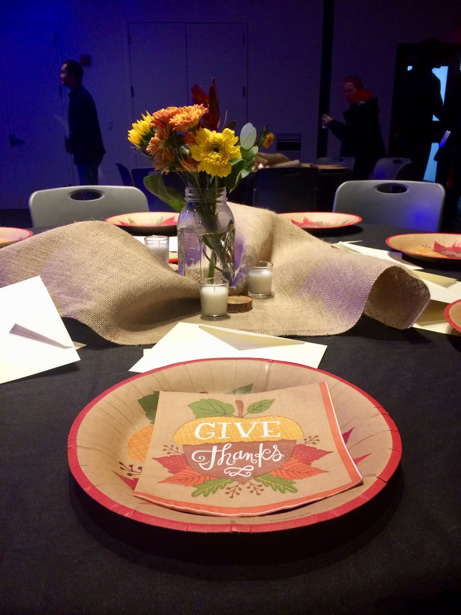 PraxisCV's tweet photo. “Every table reminds us of who Christ has done for us.” #praxiscv #praxisfriendsgiving #castrovalley #eastbay #college #collegelife #3crosses #grateful https://t.co/212ZjNcJU0