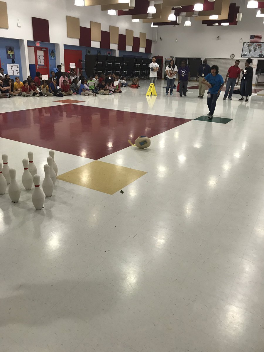 Keafer's tweet photo. Our first ever Turkey Bowl was a blast!! Mr. Zarate was the big winner and Mr. Salinas got a close 2nd! https://t.co/d2wys8dLtH