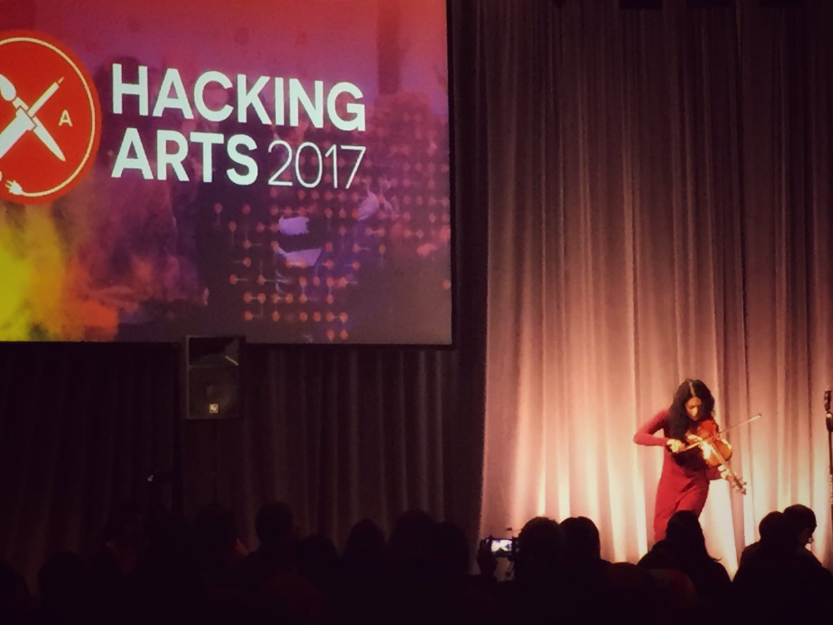 ChristenLien's tweet image. Thank you @mithackingarts and @mitmedialab for inviting me to close the #hackingarts2017 conference! #itsnotaviolin #mit #hacktheplanet #reddress 💃🏻🎻🤖