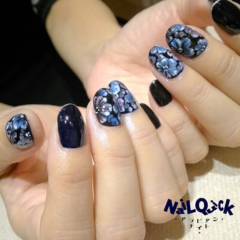 ネイルサロン ネイルクイック Nailquick No Twitter Black Navy ネイルクイックアラビアンナイトオペラシティ店 濃い色はお肌が明るくきれいに見えますね Nailparfaitgel ブラック インディゴ アルジャン アートホワイト エマンドゥニム 他 ネイルサロン ネイルクイック Nailquick No Twitter Black Navy ネイルクイックアラビアンナイトオペラシティ店 濃い色はお肌が明るくきれいに見えますね Nailparfaitgel ブラック インディゴ アルジャン アートホワイト エマンドゥニム 他