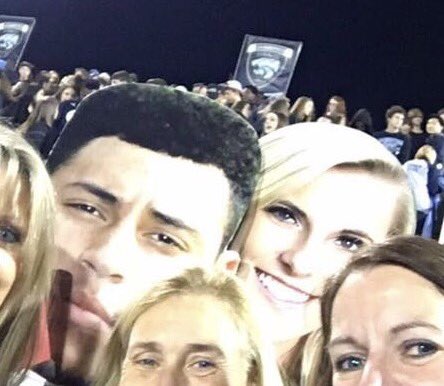 ShawnnaSim's tweet image. Happy birthday to one of my favorite people @TheNick_Bell !   Love you and hope you’ve had an awesome day!!!