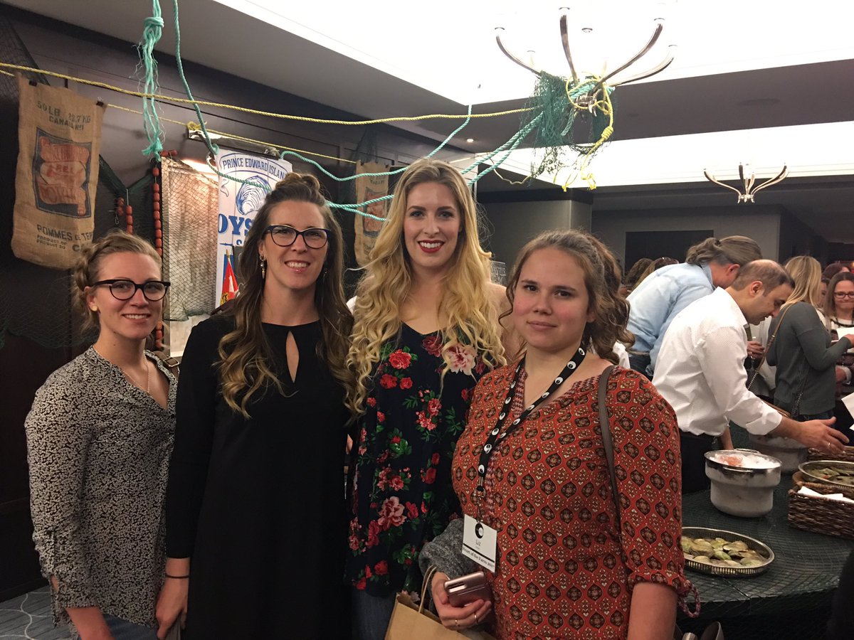 pdyrland's tweet photo. Such a fun evening with amazing women. It is truly a celebration of #womeninag #offthefarm #laughing #joy. @CONNECT2015 @KorvenDanielle @farmermegzz https://t.co/nFwi8tUyos