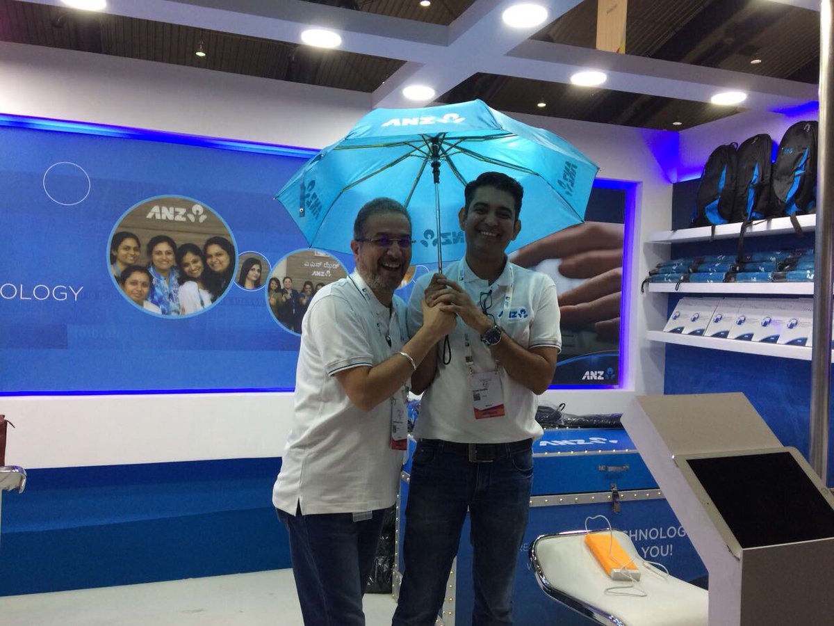 meetdeepa's tweet photo. @IyerMeens @saasnp @rmlockerd @shellnebbs @HamishJMcKenzie Super excited to be a mentor at GHCI today #GHCI17 https://t.co/vmFhNcu0D7