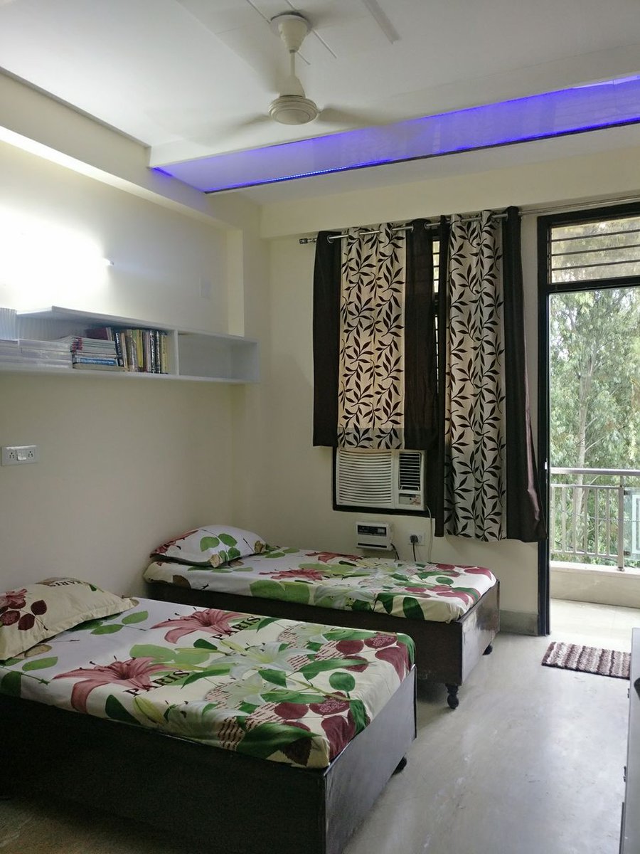 Stayforyouindia's tweet photo. #stay4u #PayingGuest #Female #Delhi
Visit: https://t.co/G3RFLWscGL https://t.co/pHIkyjq4ex