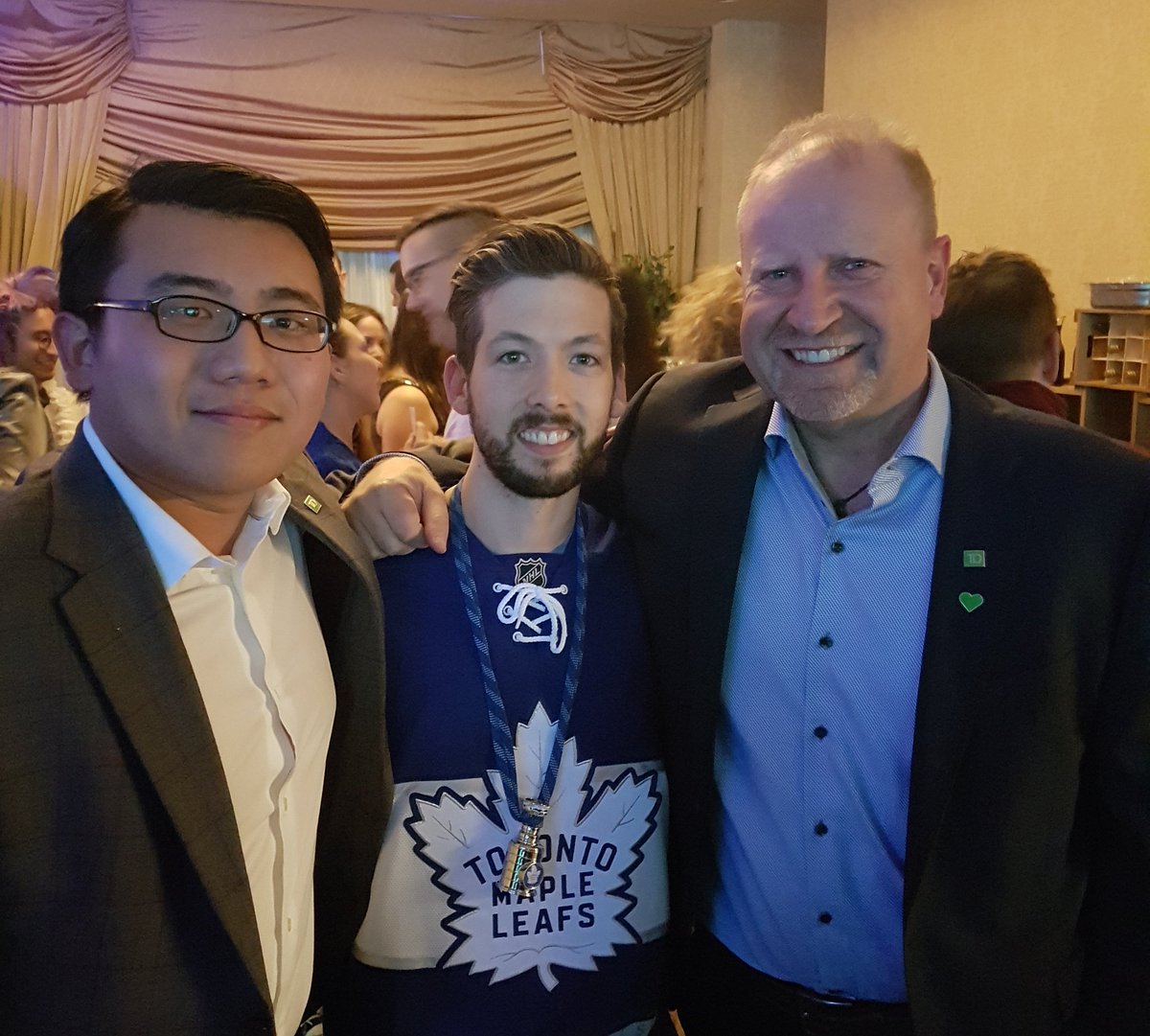 AndyDixon_TD's tweet photo. Great to chat #coaching & #development with @AndrewP_TD. Even better to find 3 Andy's in one place! #AtlRoadshow #AtlanticStrong https://t.co/kCgt6VvGut