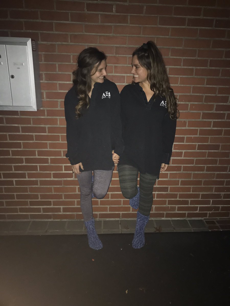 Agreatpatriot1's tweet photo. so happy to have you β₯οΈπ #twin #lil #immewithalphaxi @lydjanebruem https://t.co/XzhM01gUrE