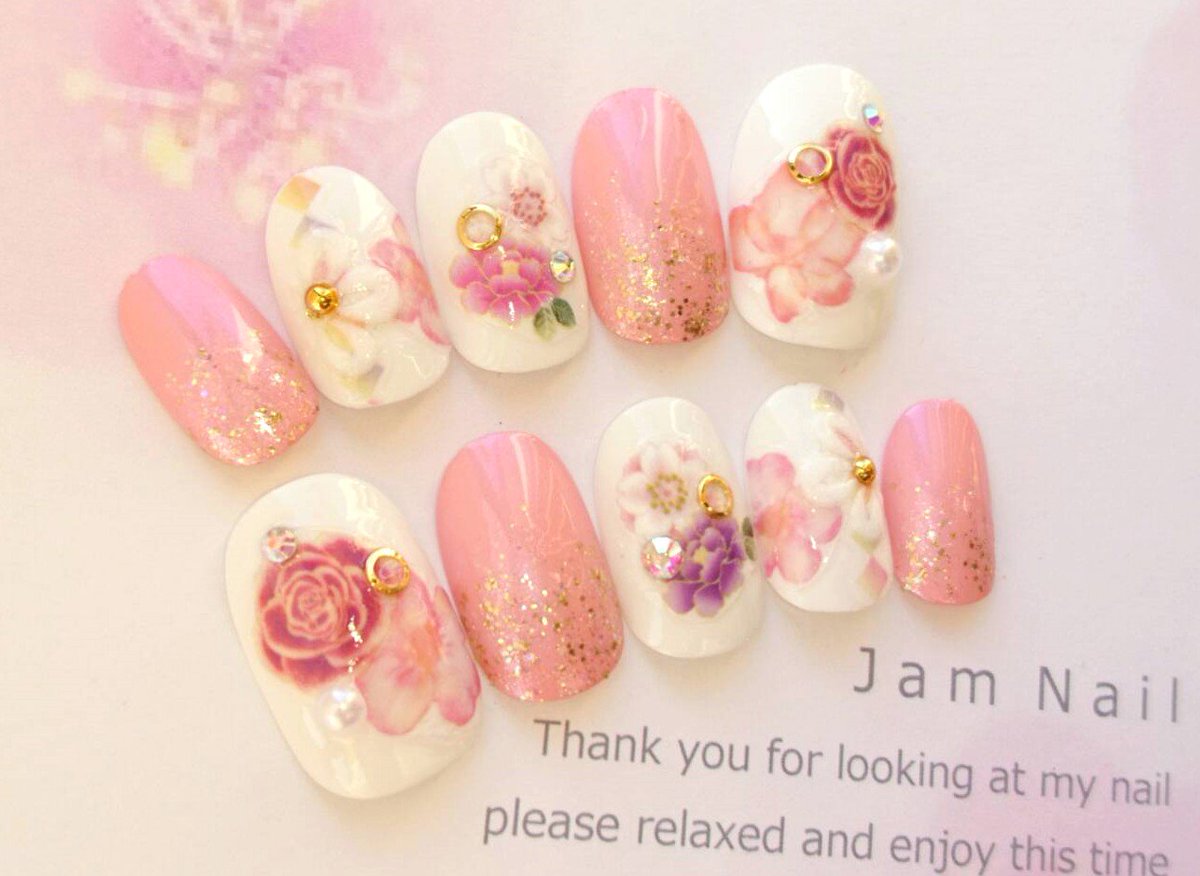 Jam Nail No Twitter 振袖や ウェディングに ピンクと紫のお花の和柄のネイルチップ 販売中です T Co Utn4bodet8 和柄ネイル ウェディングネイル 振袖ネイル 前撮りネイル ピンクネイル