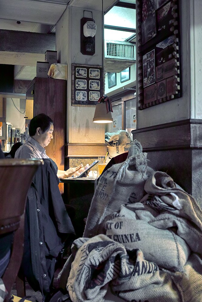 Chunche's tweet photo. #Shakehouse, coffee shop in #taipei
#雪可屋

#coffeelovers #CafeSociety #CafeUnlimited #taiwantravel #타이페이카페 #台北カフェ https://t.co/2sp0kgFb6n