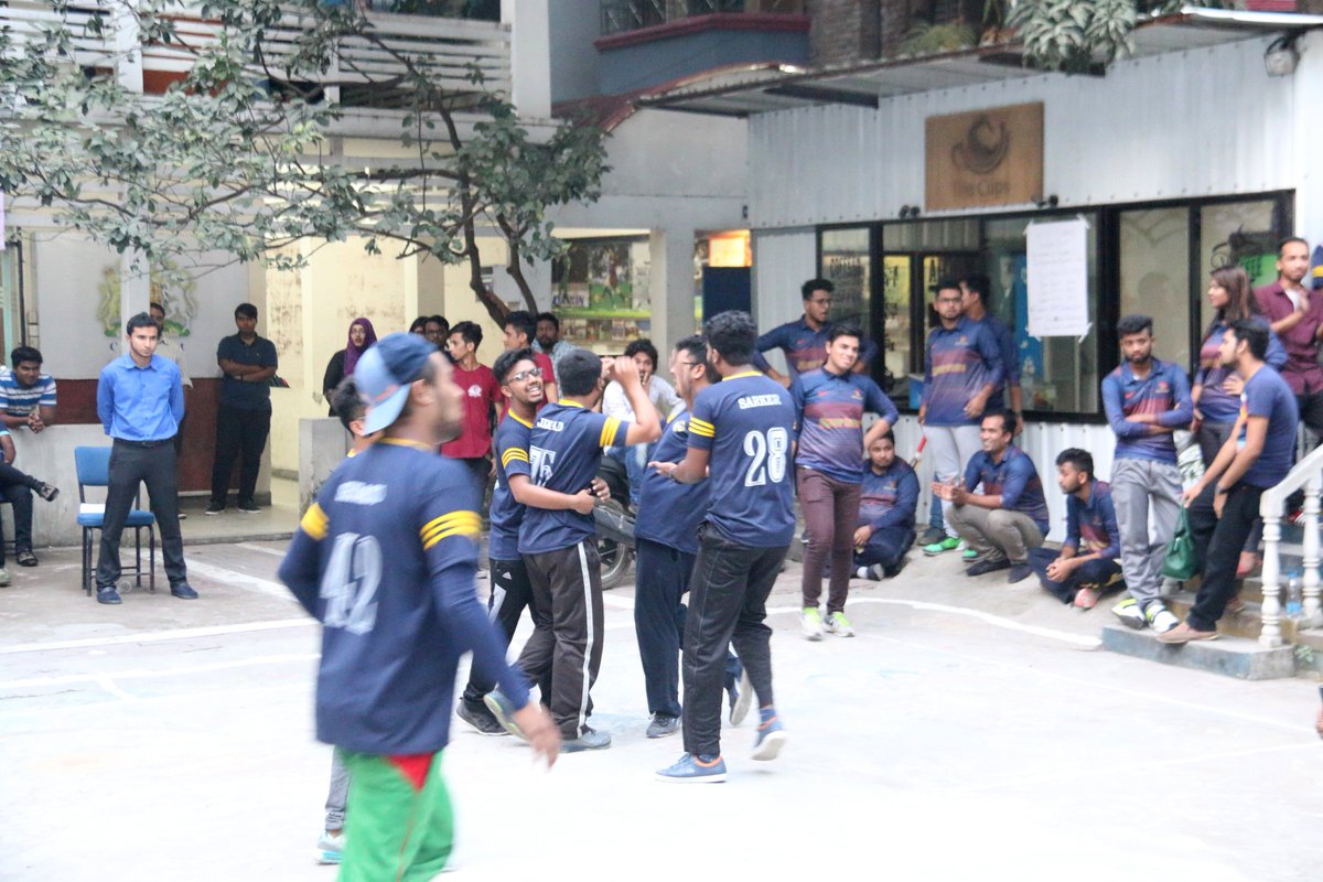 LclsSouth's tweet photo. LCLS(S) SPORTS WEEK 2017 #LclsSouth #SixNOut #SportsWeek2017 #LclsSouthSportsClub https://t.co/NofwJegKL1
