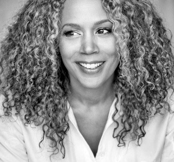    Wishing a very happy birthday to the gorgeous Rachel True! ¡Feliz cumpleaños 