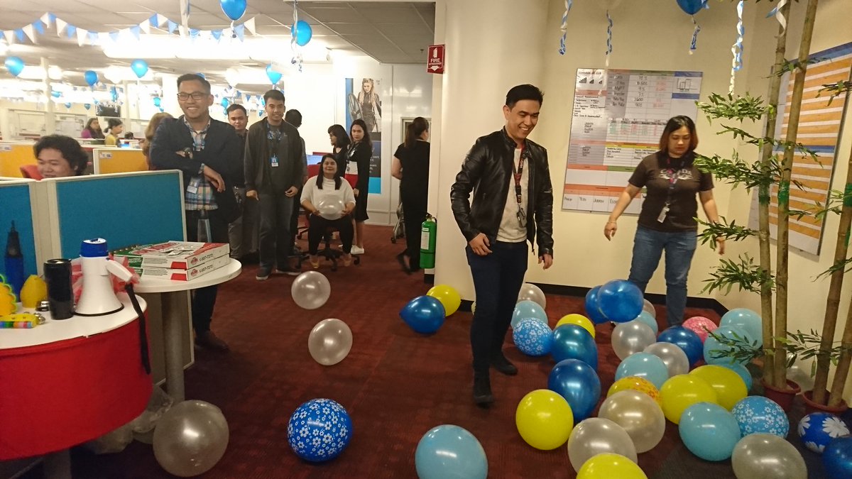 SykesMnlPNC's tweet photo. Congrats Wave 61! 🎉
#morepromotersmorefun
@k_gerardiello @Go2Crew https://t.co/rFWEVVDxnS