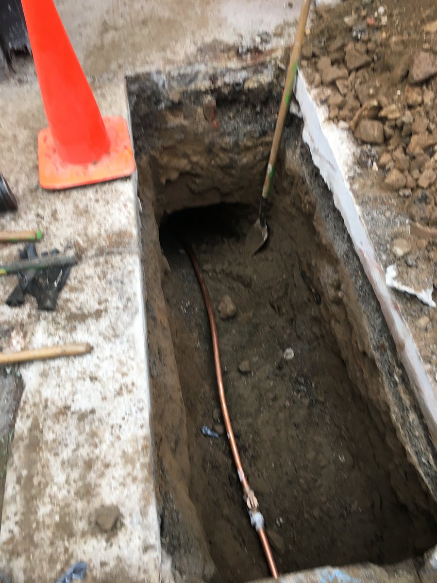 AMConstruction4's tweet image. Deteriorated saddle caused a leak off city main. Main closed and new saddle and pipe connected.
