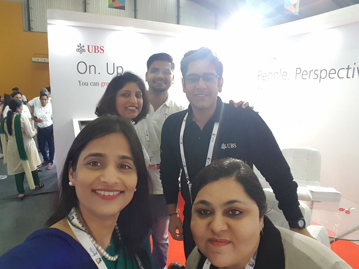 prads_k's tweet photo. Team UBS rocks @ghc #GHCI2017 https://t.co/zHaz0iuCdt