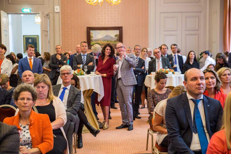 FCultuur's tweet photo. Suzanne Leclaire-Noteborn neemt afscheid van de Federatie Cultuur.

https://t.co/VDCbEkBj0v https://t.co/xUO5oBr7Un