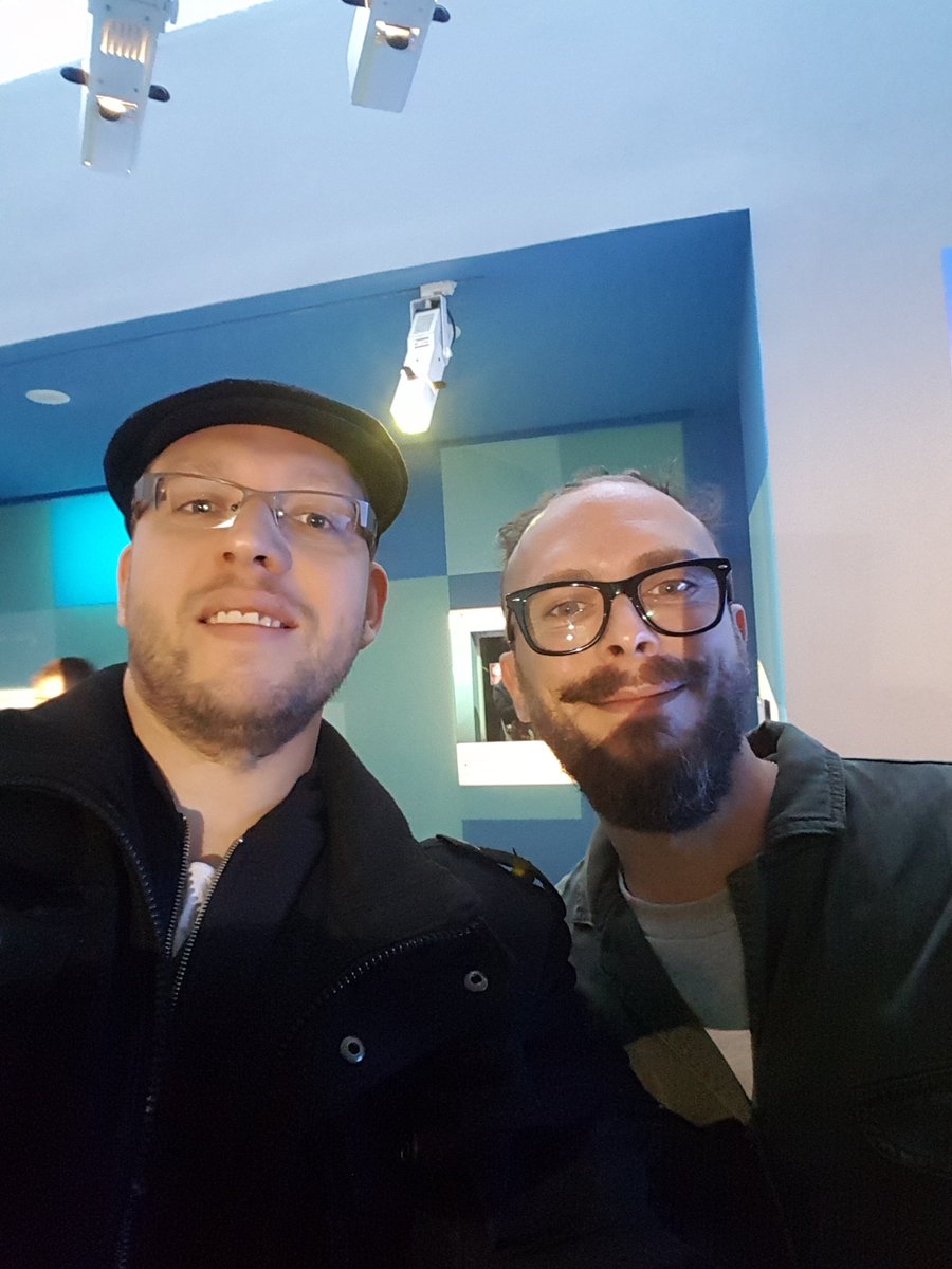 CoeurdeJoueur's tweet photo. Expo a #espaceedf avec l'artiste #encoreunestp https://t.co/d80B1qaw4H