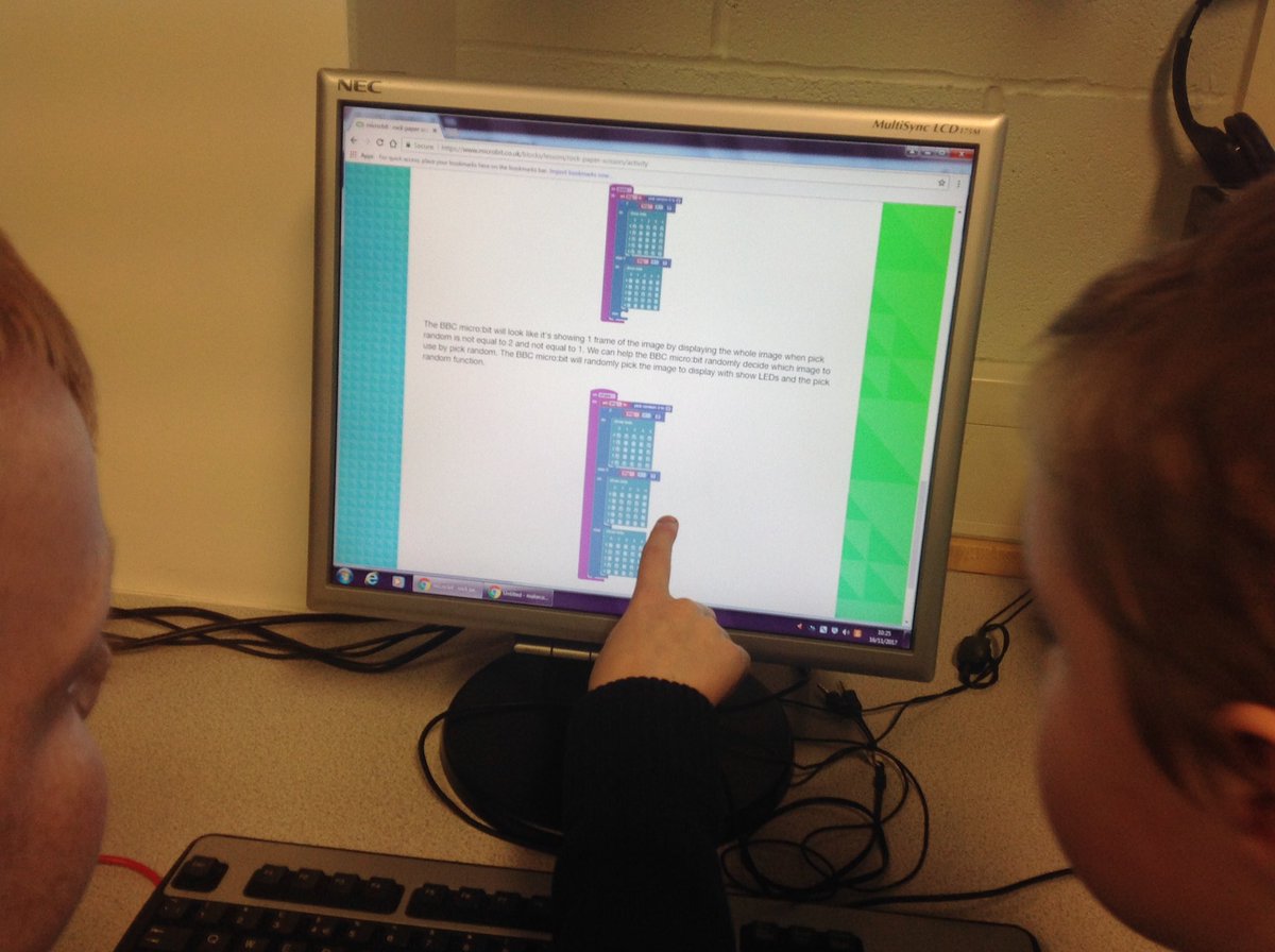 MGLWorld_Kev's tweet photo. Using logic and variables with microbits was a big challenge for year 4 @LeamingtonPri a challenge which they attacked with purpose and resilience. We even had experts teaching friends! https://t.co/Hhjc9CYONR