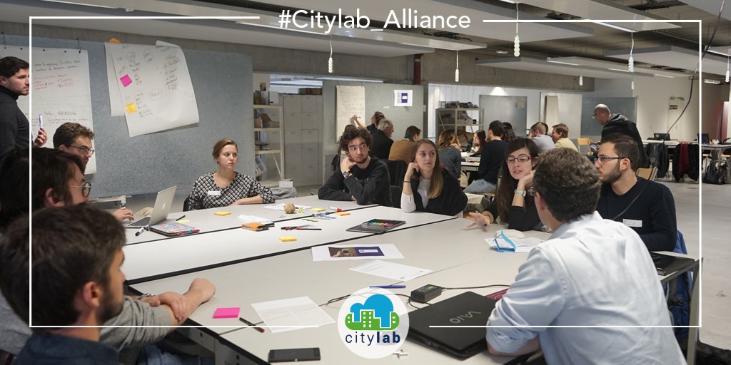 lalliance_edu's tweet photo. #Citylab_Alliance - @inVirtus_tech, incubé de @Incubateur_CAE, est venu aujourd'hui discuter avec nos étudiant. Ils souhaitent trouver un usage pour le système InVirtus dans le secteur du #tourisme urbain. #ObjetsIntelligents #InternetDesObjets #ObjetsConnectés https://t.co/Zs0KyvT3ew