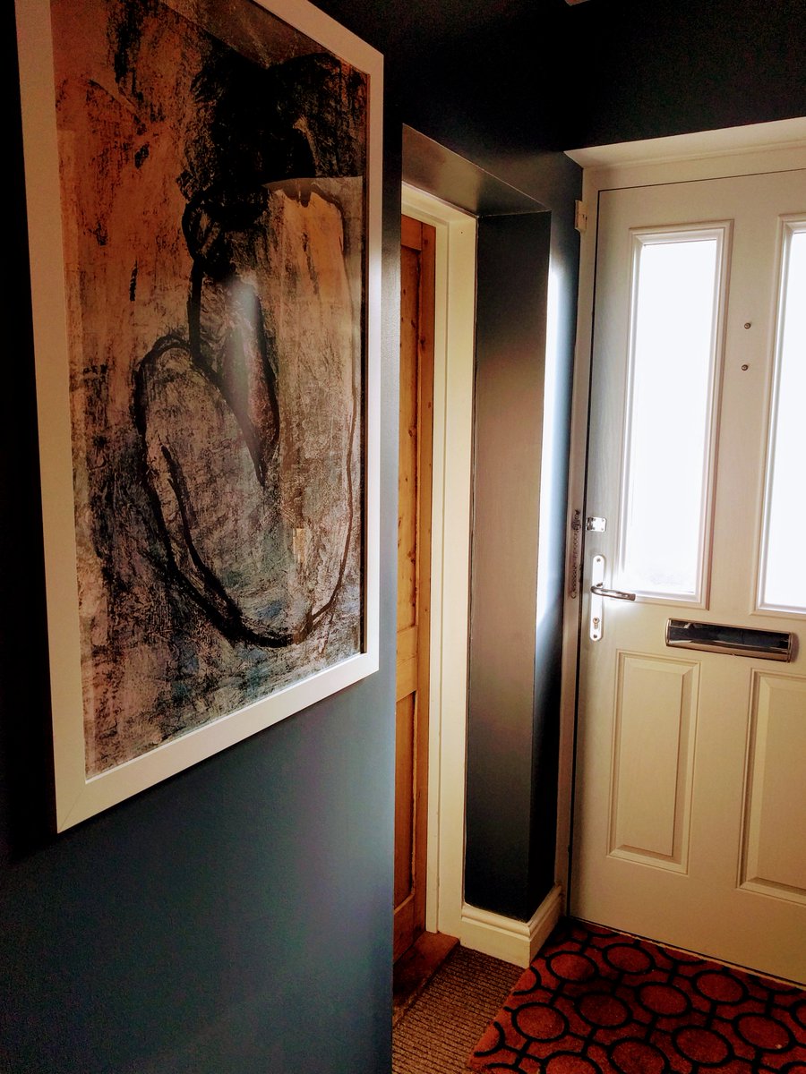 Posting pictures of this refreshed #Hallway #Design that I completed recently here's some #BeforeandAfterPictures. It was done a very tight budget (less than £100). Like some advice how to transform a room in your house? #InteriorDesign consultancy charges start from £49 :)
