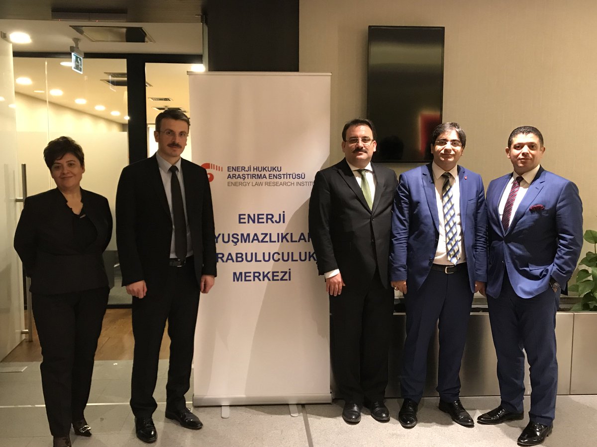 Specialist mediators to solve Turkish #energy #disputes by <a href="/mubatii/">Muhsin Barış Tiryakioğlu</a> <a href="/suleymanbosca/">Suleyman Bosca</a> 
aa.com.tr/en/energytermi…