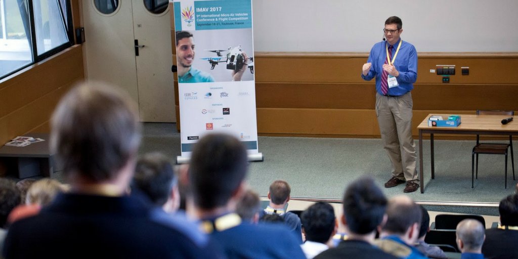 FondationISAE's tweet photo. Jean-Marc Moschetta revient sur l’#IMAV2017, un événement international autour des #drones. La Fondation a participé en partie au financement de cette conférence organisée du 18 au 21 septembre 2017 à l'@ISAE_officiel 👉🏼https://t.co/AemKuVoPKs https://t.co/HcRdr1gZet