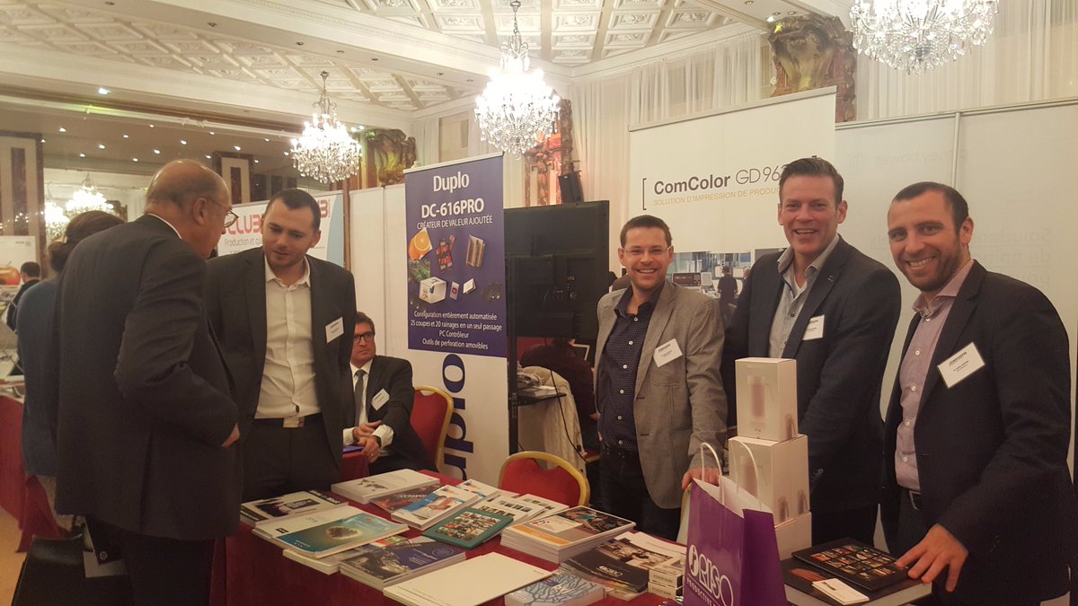 RISOFrance's tweet photo. En direct du Symposium de l'Impression Numérique. Nous sommes aux côtés de Joep van BOXTEL, Président et Directeur général de #Nextprint, société d'impression en ligne équipée de solutions #RISO. https://t.co/qefx2yJUcI