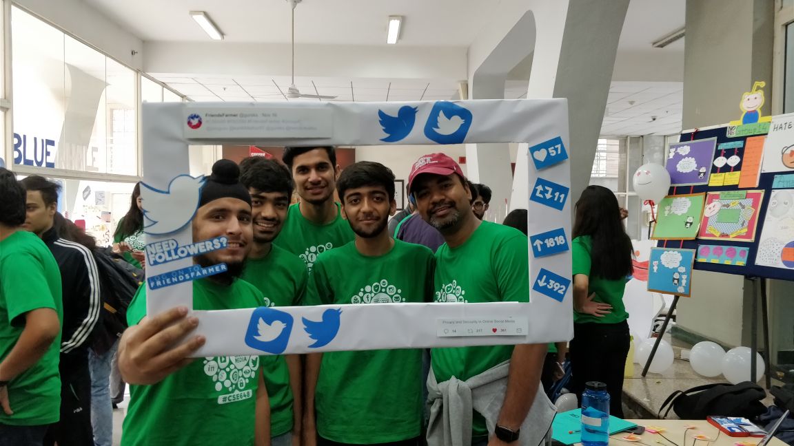 champagnepajee's tweet photo. #CSE648 #PSOSM #FriendsFarmer #Group4
@ponguru @kartikMathur97 @gureks @hemantrattey @AtulMathur12 https://t.co/8y9mvy38bp