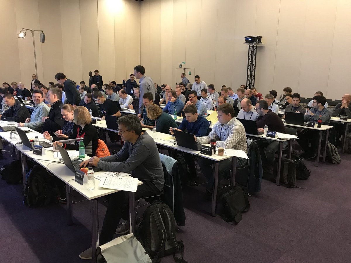 peter_langner's tweet photo. Full House at #sapteched2017 in H15 BOPF Session . @SAPMentors @SAPTechEd https://t.co/Ppg98CPi9U
