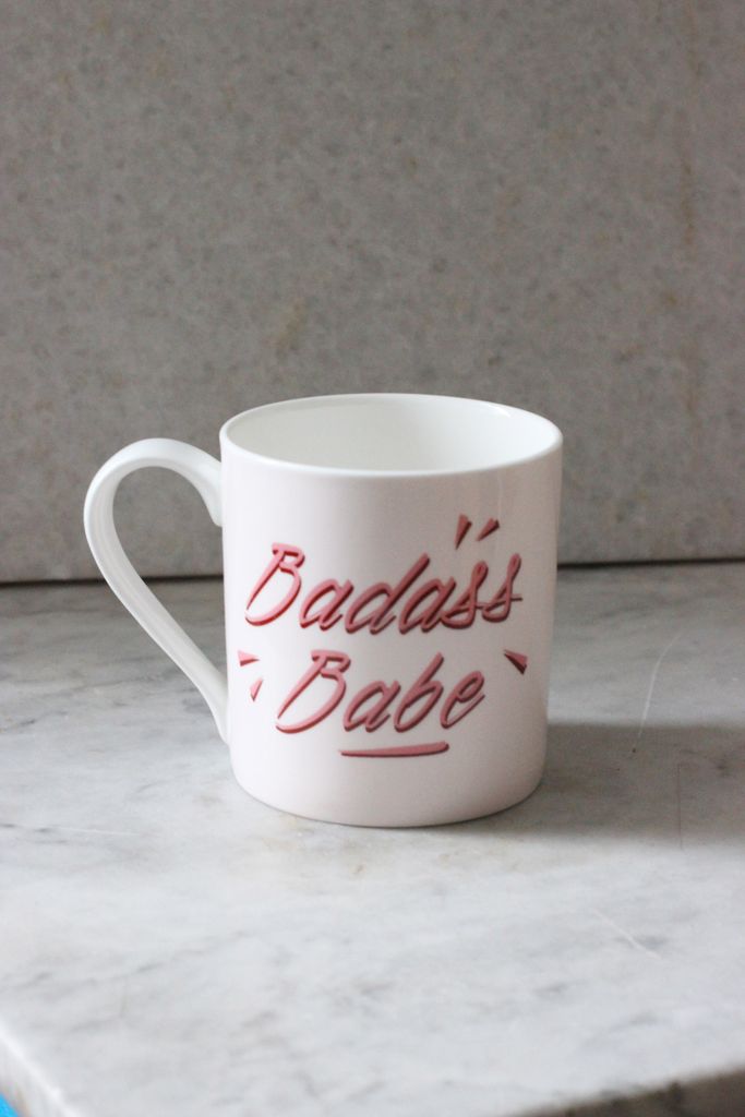 aprilandthebear's tweet photo. Start your morning right with this badass mug ;)

#mugs #badassbabe #coffeemug #stockingfiller #pinktype #giftsforher https://t.co/kdKmpKTypw