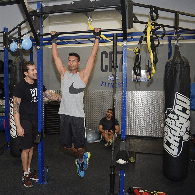 CR7CrunchFitnes's tweet photo. Esfuerzo y superación se compaginan en nuestro #CampCrunch para un ejercicio redondo. ¡Pruébalo! #CR7crunchfitness #cr7 https://t.co/KrIbVkE1PN
